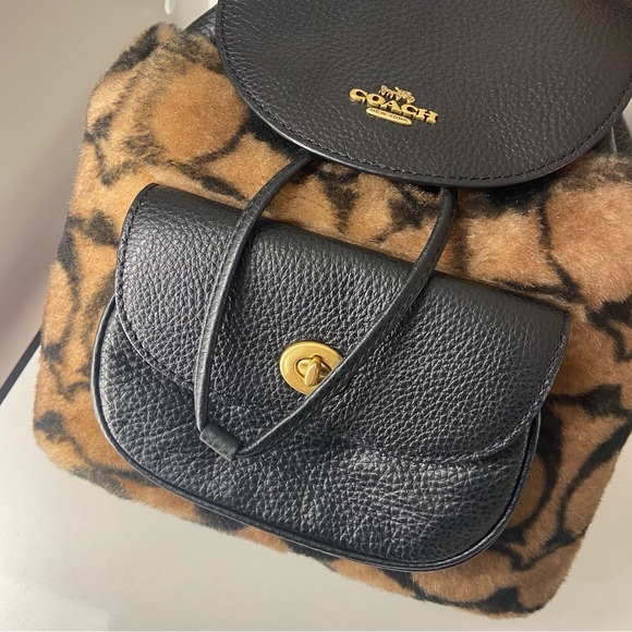 Coach X Jennifer Lopez Pennie Backpack 22 In Signature Shearling - Picture 5 of 6